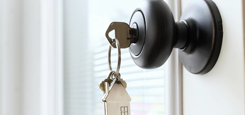 Bifold Door Knob Replacement in San Marcos, California